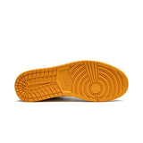 Jordan 1 Retro High OG Taxi 555088-711 product image 5