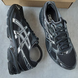 R2R real-shot image | ASICS Gel-1130 Black Pure Silver | seq:3 | source:ASICS Gel-1130 Black Pure Silver_3.jpg