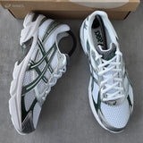 R2R real-shot image | ASICS Gel-1130 White Forest Night | seq:2 | source:ASICS Gel-1130 White Forest Night (2).jpg