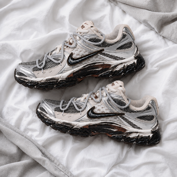 Custom Nike Vomero Chrome Noir Marble Trainers product image
