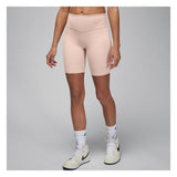 DBE B2B media | channel:apparel_faceless | sku:FN7325-207 | index:1