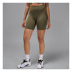 DBE B2B media | channel:apparel_faceless | sku:FN7325-222 | index:1
