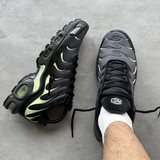 Nike Air Max Plus Iron Gray Light Liquid Lime Black (3)