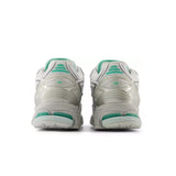 New Balance 1906 White Silver Grey