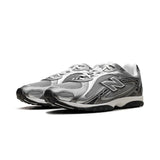 New Balance 204L Dark Silver Metallic product image 2
