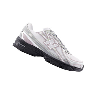 New Balance 740 Silver Metallic Rain Cloud U7403UQ product image