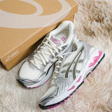 ASICS GEL-Kayano 14 Women’s — with original box, lateral view