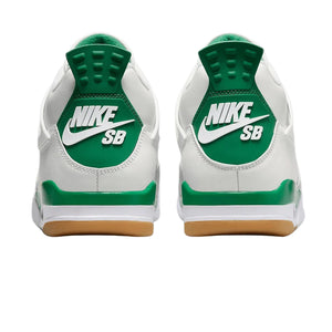 Double Boxed  379.99 Nike Air Jordan 4 Retro x SB Pine Green Double Boxed
