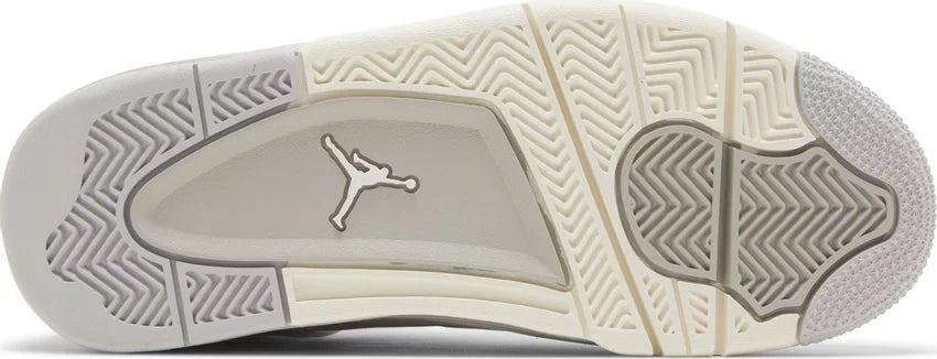 Nike Air Jordan 4 Retro Frozen Moments (W)