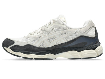 ASICS official gallery | 1203A383-111 | 04-SR_LT-side-right-left-facing