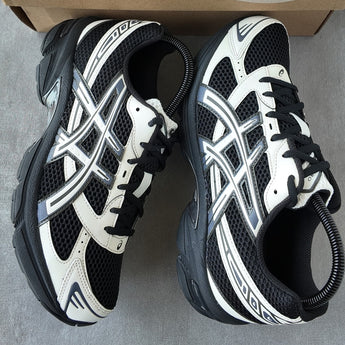 R2R real-shot image | ASICS Gel-1130 Black Cream | seq:3 | source:ASICS Gel-1130 Black Cream (3).jpg