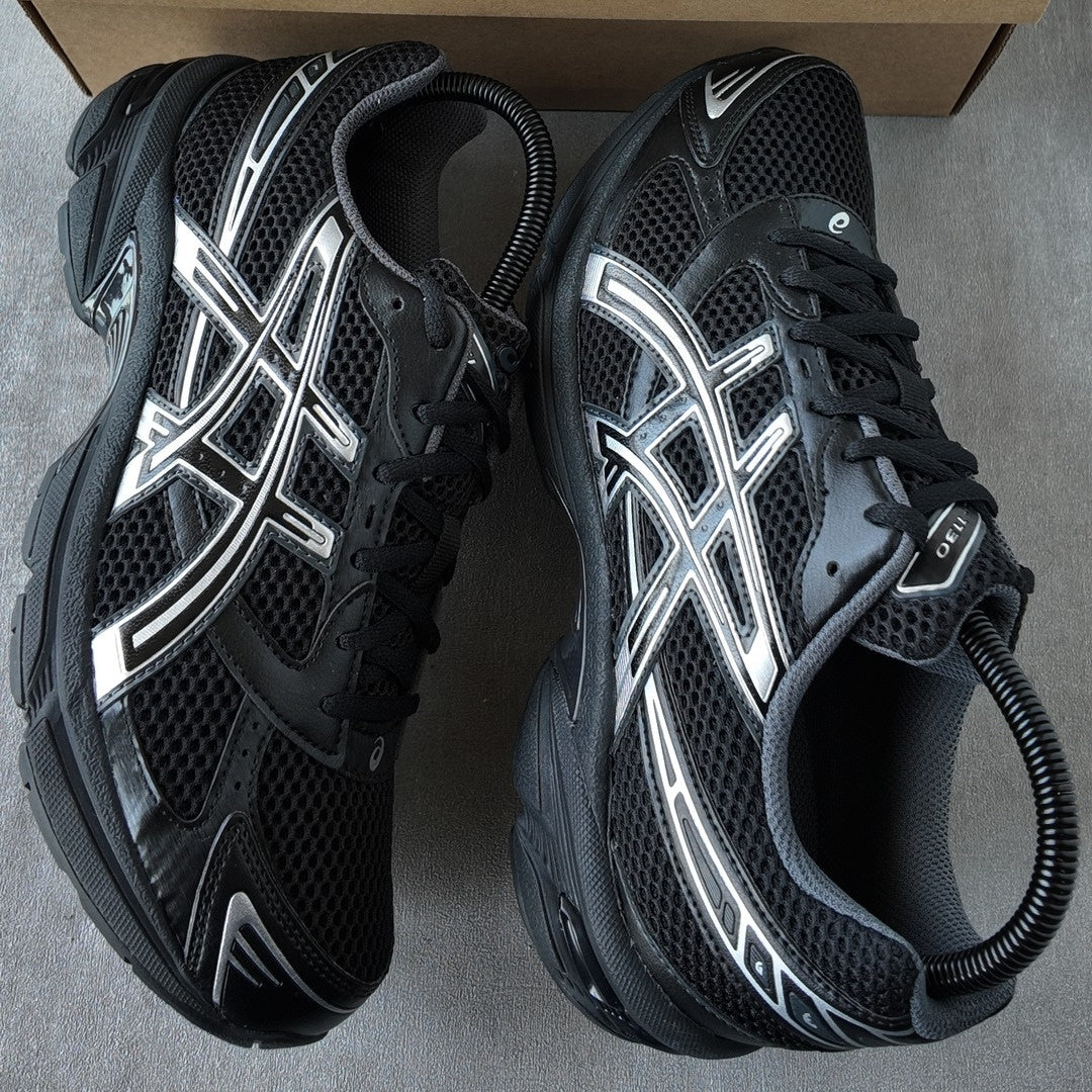 R2R real-shot image | ASICS Gel-1130 Black Pure Silver | seq:1 | source:ASICS Gel-1130 Black Pure Silver_01.jpg