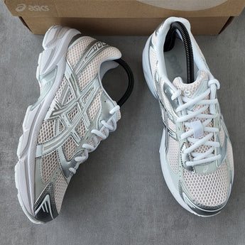 R2R real-shot image | ASICS Gel-1130 Blush Pure Silver | seq:2 | source:ASICS Gel-1130 Blush Pure Silver (2).jpg