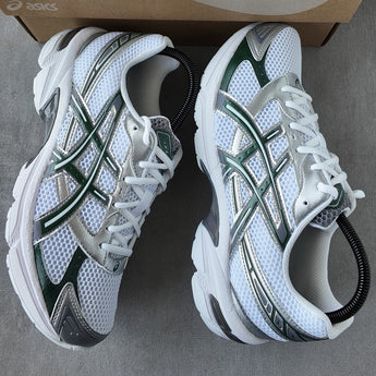 R2R real-shot image | ASICS Gel-1130 White Forest Night | seq:3 | source:ASICS Gel-1130 White Forest Night (3).jpg
