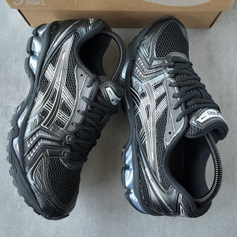R2R real-shot image | ASICS Gel-Kayano 14 Black Pure Silver | seq:3 | source:ASICS Gel-Kayano 14 Black Pure Silver (3).jpg