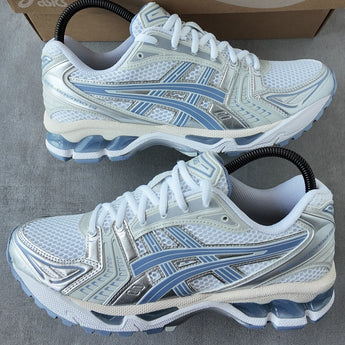 R2R real-shot image | ASICS Gel-Kayano 14 White Light Navy | seq:3 | source:ASICS Gel-Kayano 14 White Light Navy_3.jpg