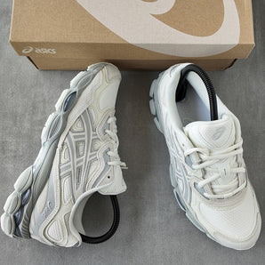 R2R real-shot image | ASICS Gel-NYC Cream Grey | seq:1 | source:ASICS Gel-NYC Cream Grey (1).jpg