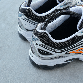 Saucony ProGrid Omni 9 Speed Shades White Black Orange