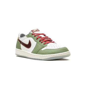 Jordan 1 Retro Low OG Year of the Dragon (2024) FN3727-100 product image 4