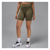 DBE B2B media | channel:apparel_faceless | sku:FN7325-222 | index:1
