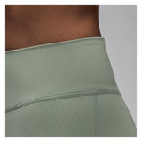 DBE B2B media | channel:apparel_faceless | sku:FN7325-304 | index:4