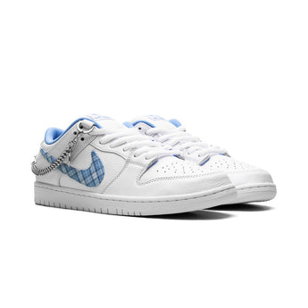 Nike SB Dunk Low Pro Nicole Hause FZ8802-100 product image 2
