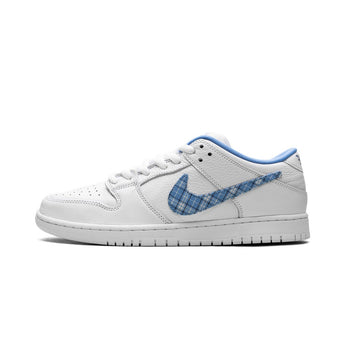 Nike SB Dunk Low Pro Nicole Hause FZ8802-100 product image 6