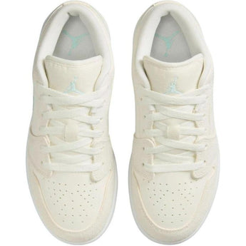 Air Jordan 1 Low SE GS 'Coconut Milk Igloo' product image 4