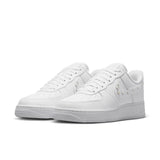 DBE B2B media | channel:nike_official_shoe | sku:IU7557-100 | index:5