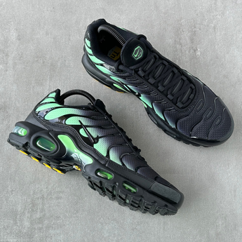 Nike Air Max Plus Black Illusion Green