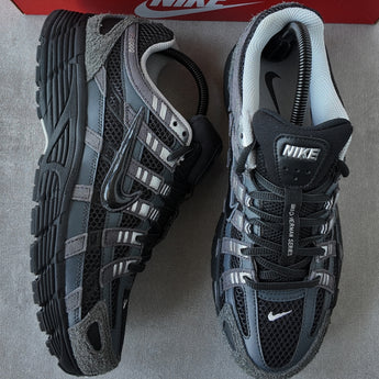 R2R real-shot image | Nike P-6000 Suede Anthracite Metallic Silver | seq:1 | source:Nike P-6000 Suede Anthracite Metallic Silver_1.jpg