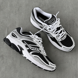 SAUCONY PROGRID OMNI 9 BLACK WHITE
