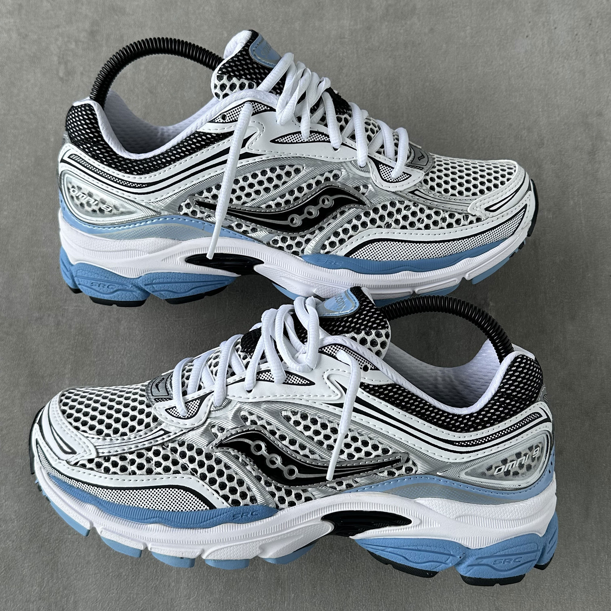 Saucony ProGrid Omni 9 Blissful White