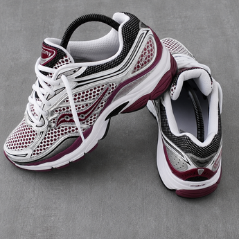 SAUCONY PROGRID OMNI 9 OG 'WHITE MAROON'