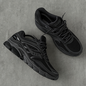 Saucony ProGrid Omni 9 Armor Black