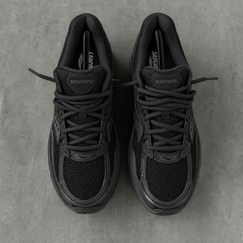 Saucony ProGrid Omni 9 Armor Black