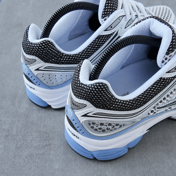 Saucony ProGrid Omni 9 Blissful White