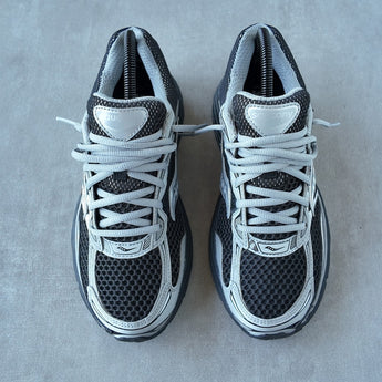 Saucony OG ProGrid Omni 9 'Black Silver' - Image 5
