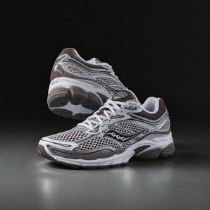 AI product image | Saucony ProGrid Omni 9 OG White Brown | source:Saucony ProGrid Omni 9 OG White Brown.jpg