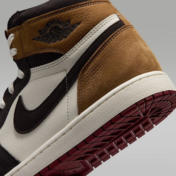Jordan 1 Retro High OG Love Letter DZ5485-201 - official Nike gallery view 7