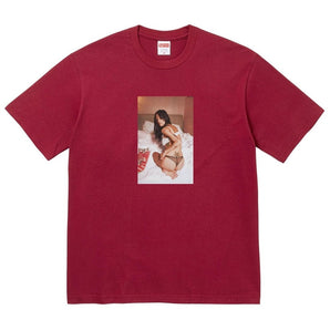 Supreme x Larry Clark Neighbor Tee 'Cardinal' | FW26T53-CARDINAL | image 1