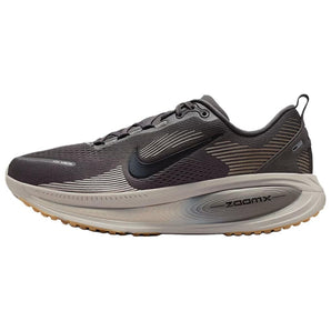 Nike Vomero 18 Medium Ash College Grey | HM6803-215 | image 2