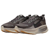 Nike Vomero 18 Medium Ash College Grey | HM6803-215 | image 3