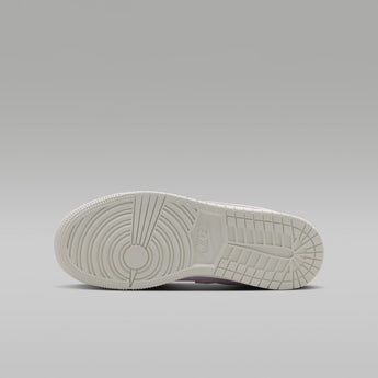 Air Jordan 1 Low SE Pink Bloom (GS) | II1247-600 | image 3