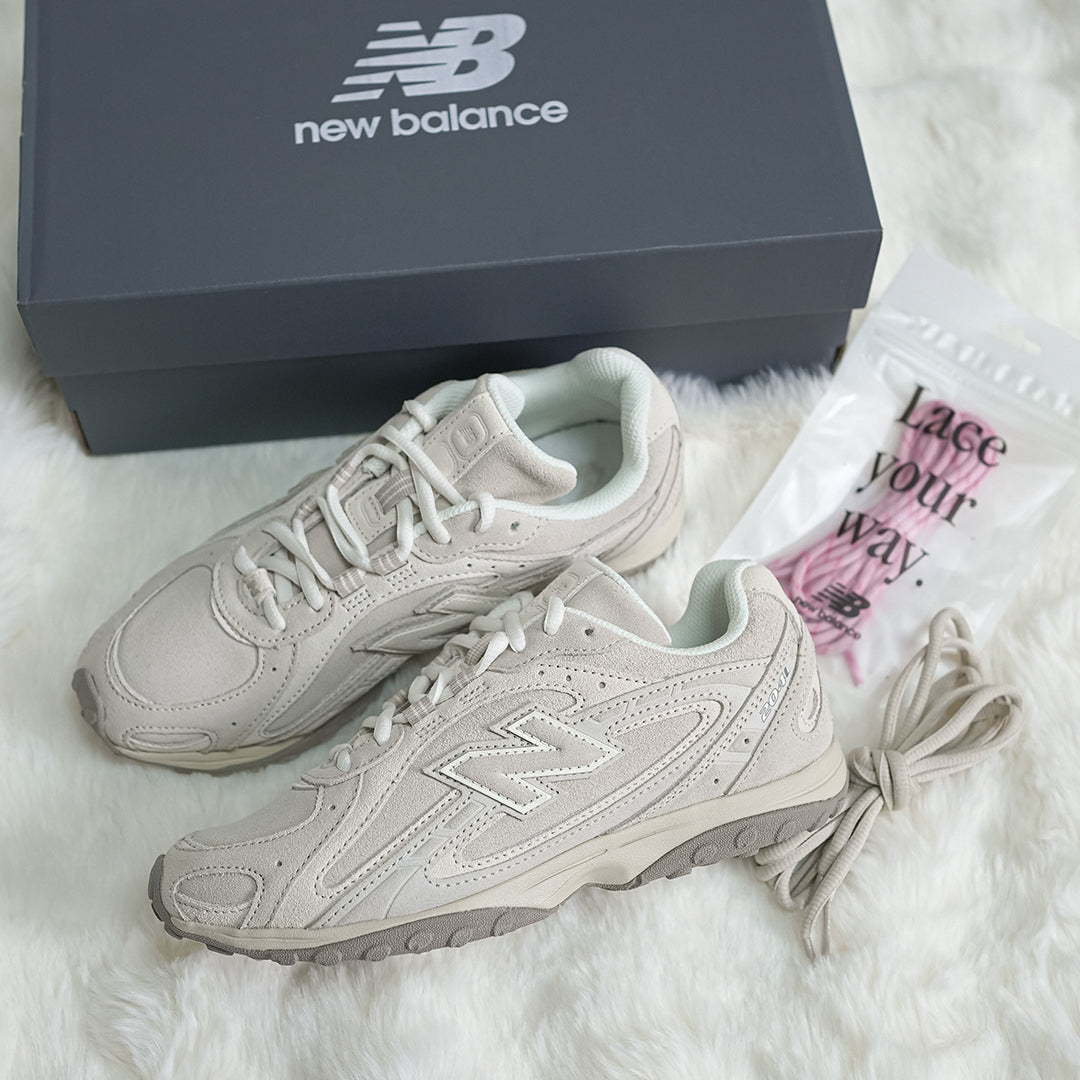 New Balance 204L Timberwolf Linen women’s UK – medial view U204LMMC