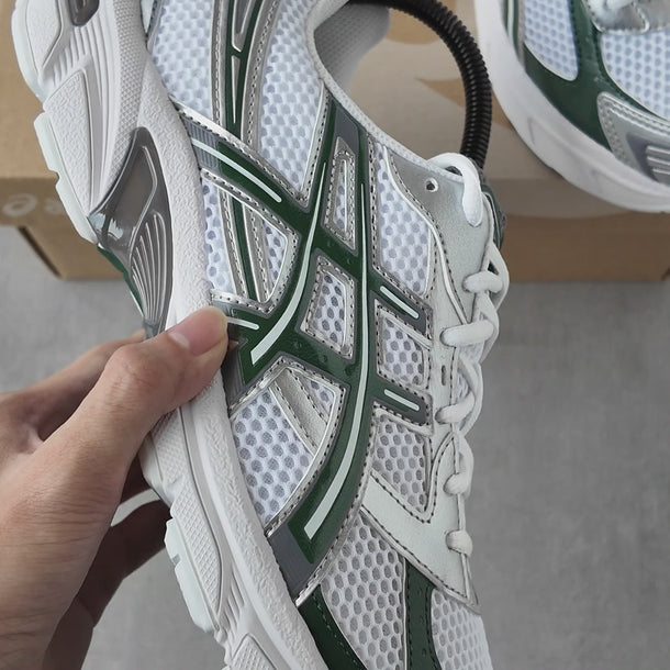 DBE product video | ASICS Gel-1130 White Forest Night | source:local muted | canvas:1080