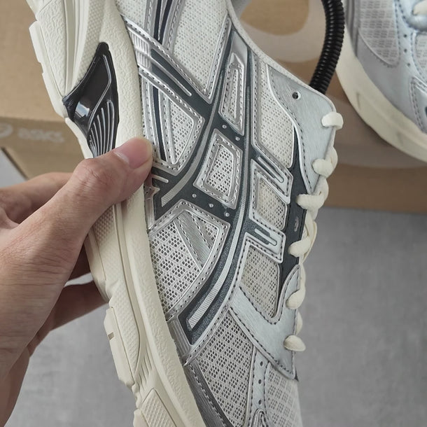 DBE product video | ASICS Gel-1130 Cream Carrier Grey | source:local muted | canvas:1080