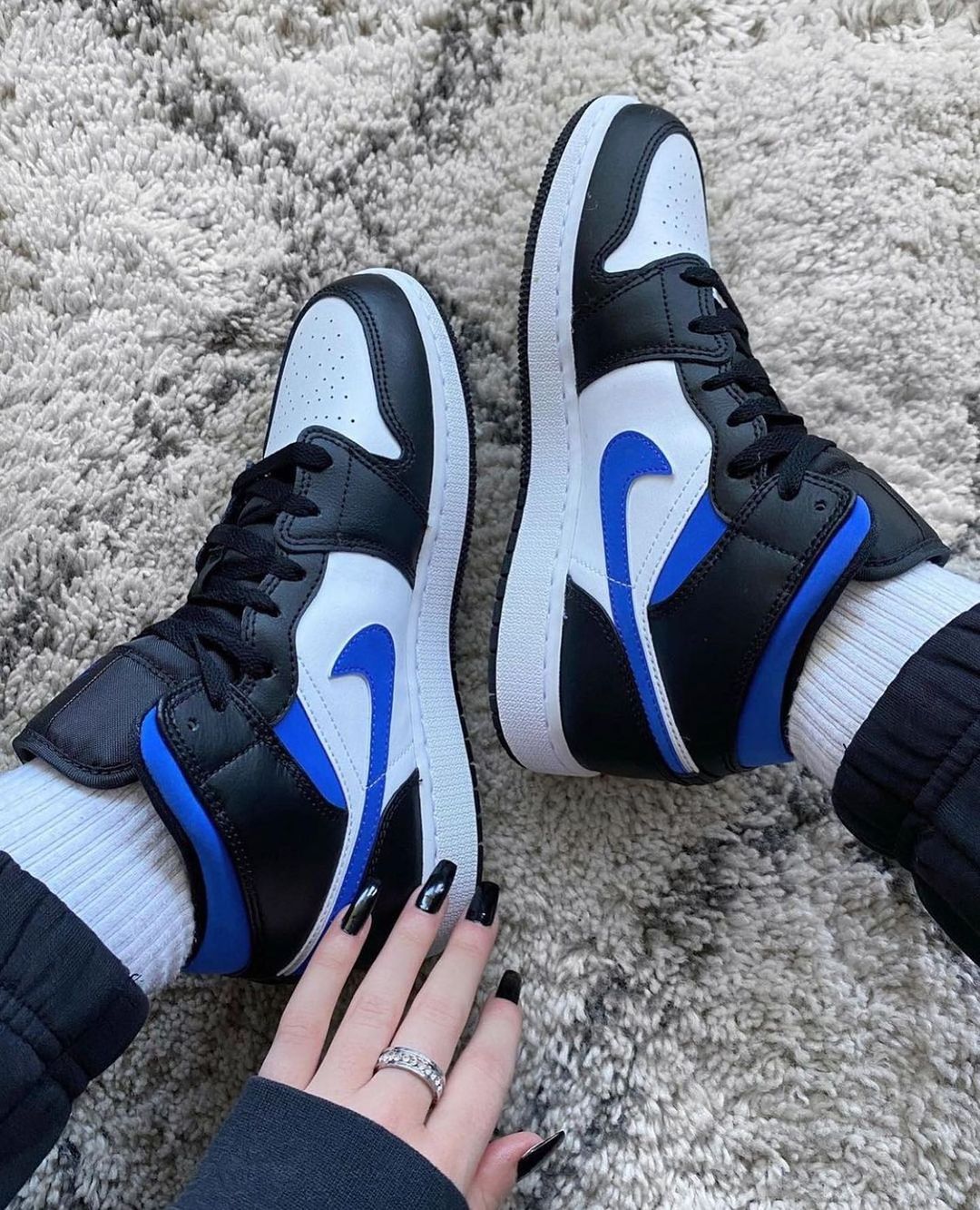 Black white blue top jordan 1