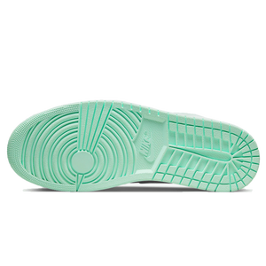 Mint blue online nike shoes