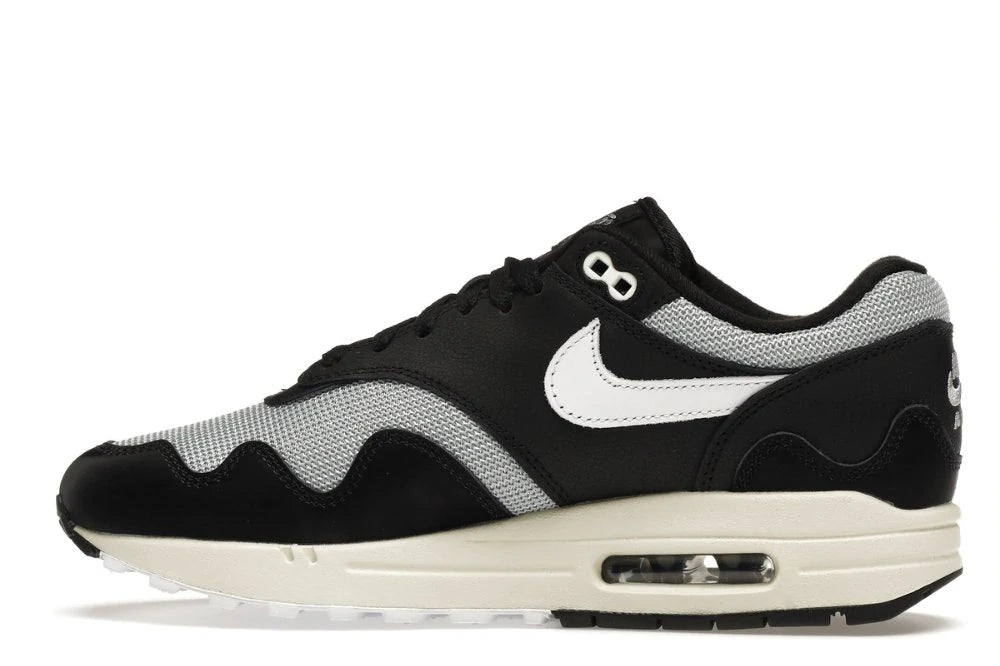 Double Boxed  449.99 Nike x Patta Air Max 1 Waves Black Double Boxed